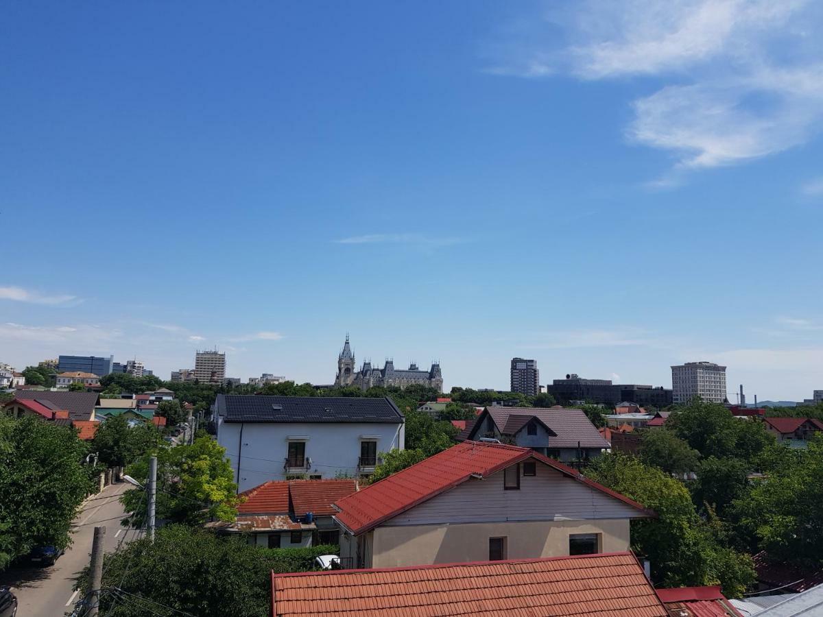 Casa Marguta Hotel Iasi Luaran gambar